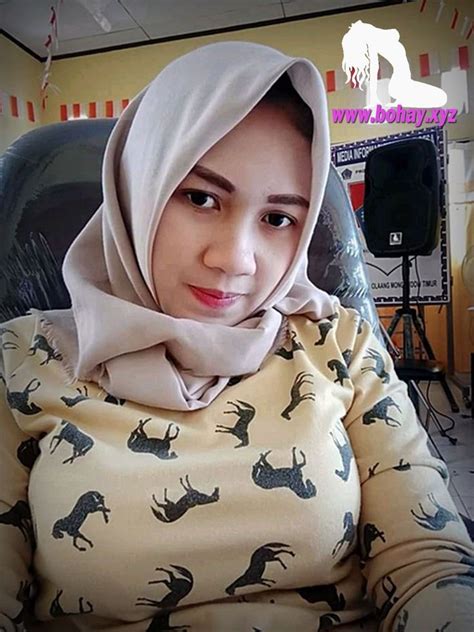 bokep janda indonesia|Ngentot janda muda jilbab putih goyang crot dalam